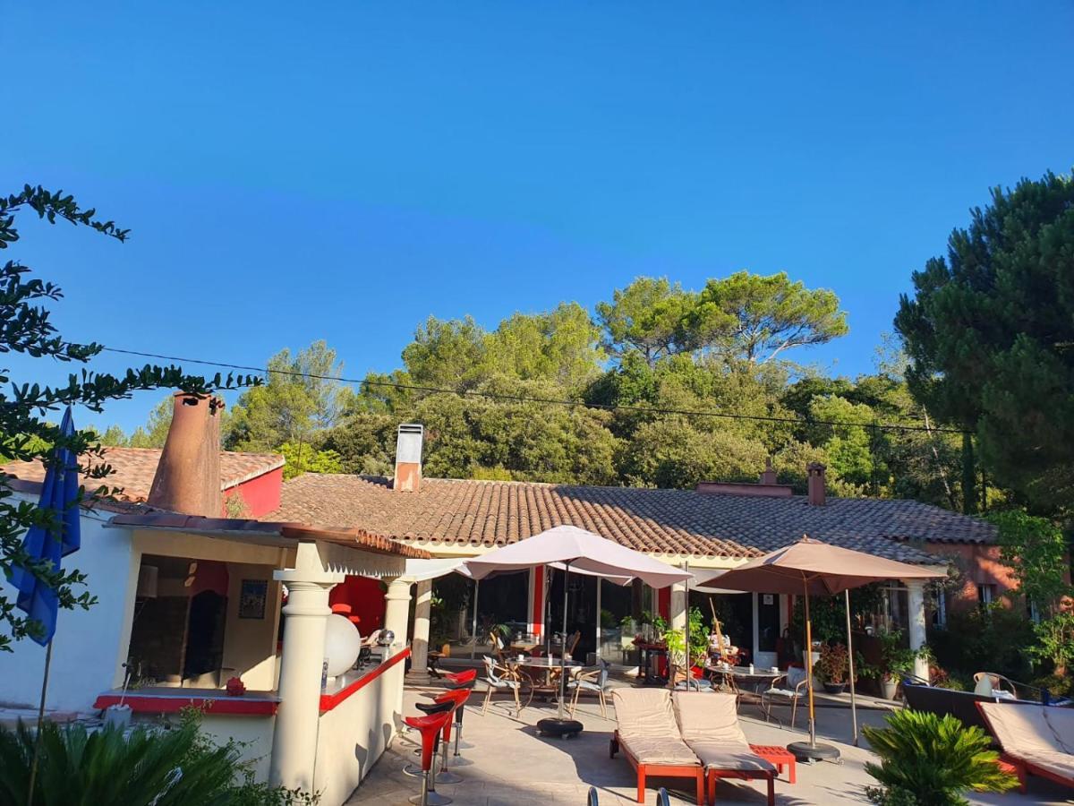 Maison d'hôtes Au Mas Saint Pierre Pignans